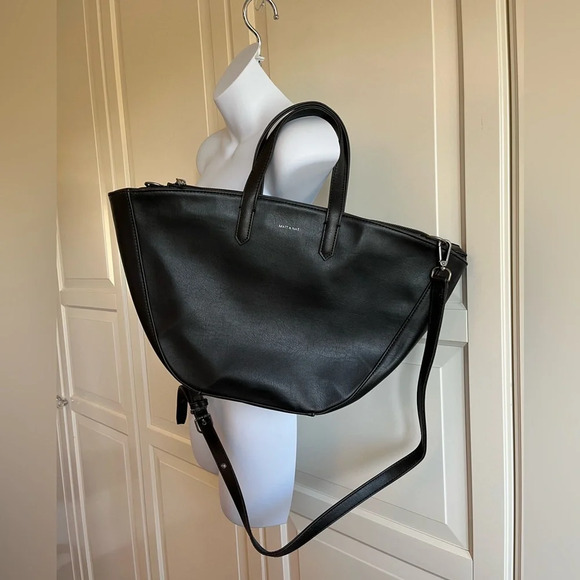 MATT & NAT Black  Leef Purse/Crossbody 
vegan. cruelty free. recycled. - Picture 6 of 16